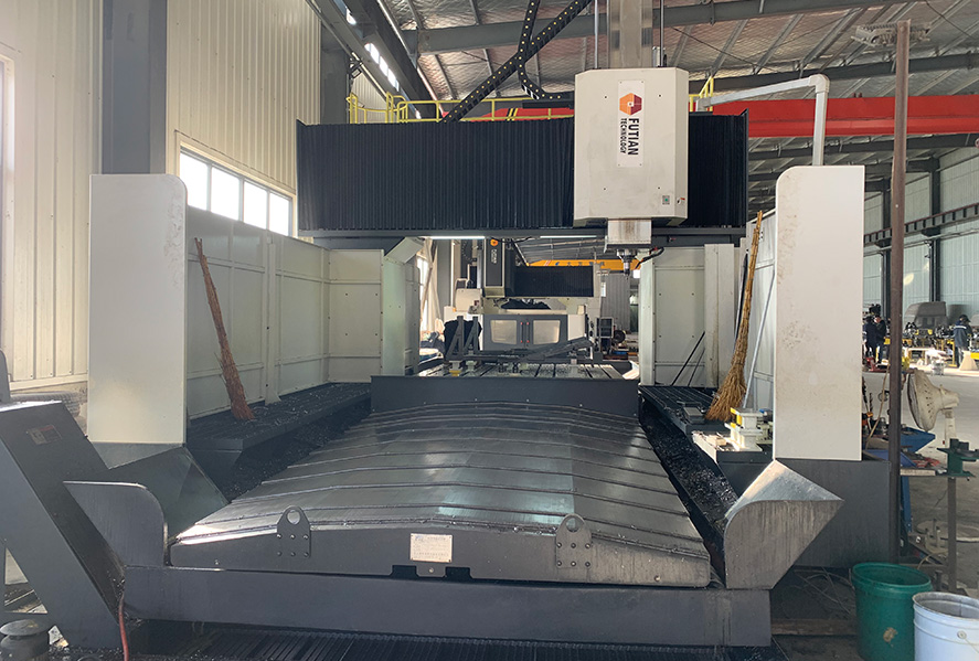 מרכזי Gantry מגבירים את יכולת העיבוד הגדולה של CNC